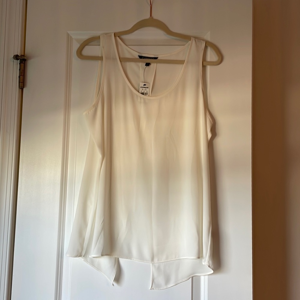 Womens sleeveless blouse